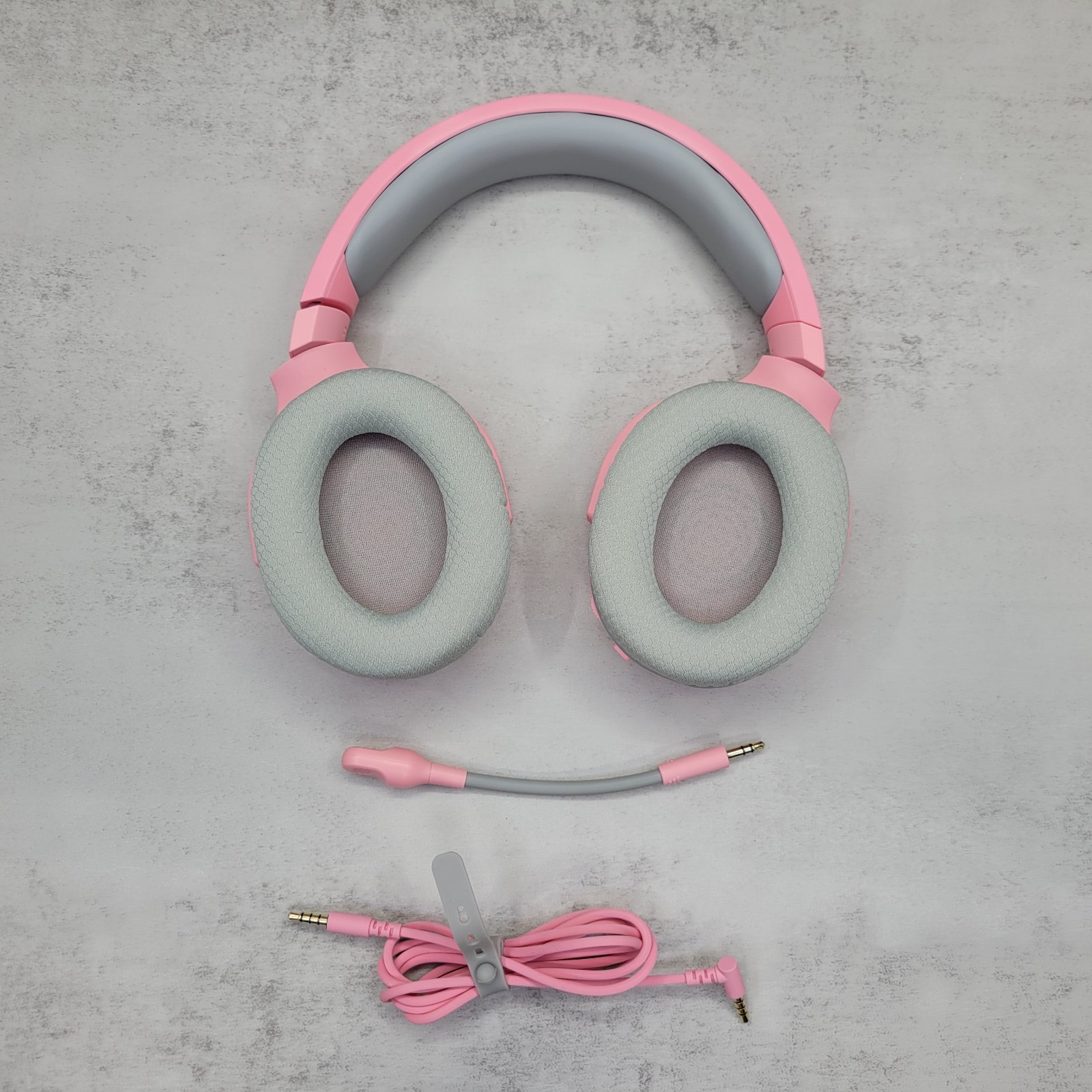 Razer Barracuda X WIRED ONLY ! Gaming Headset for PC, PS4, PS5, Switch – Pink