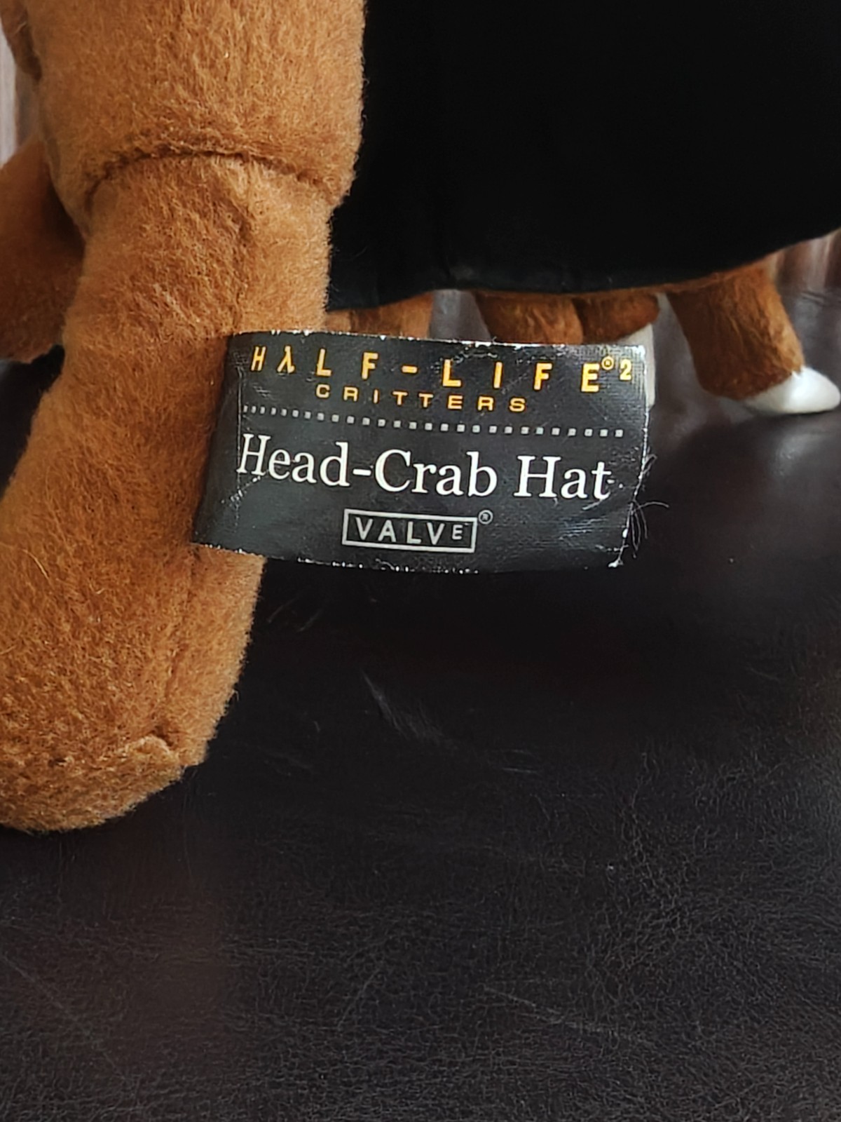 Half Life 2 Head-Crab Plush Hat [Valve Store Exclusive]