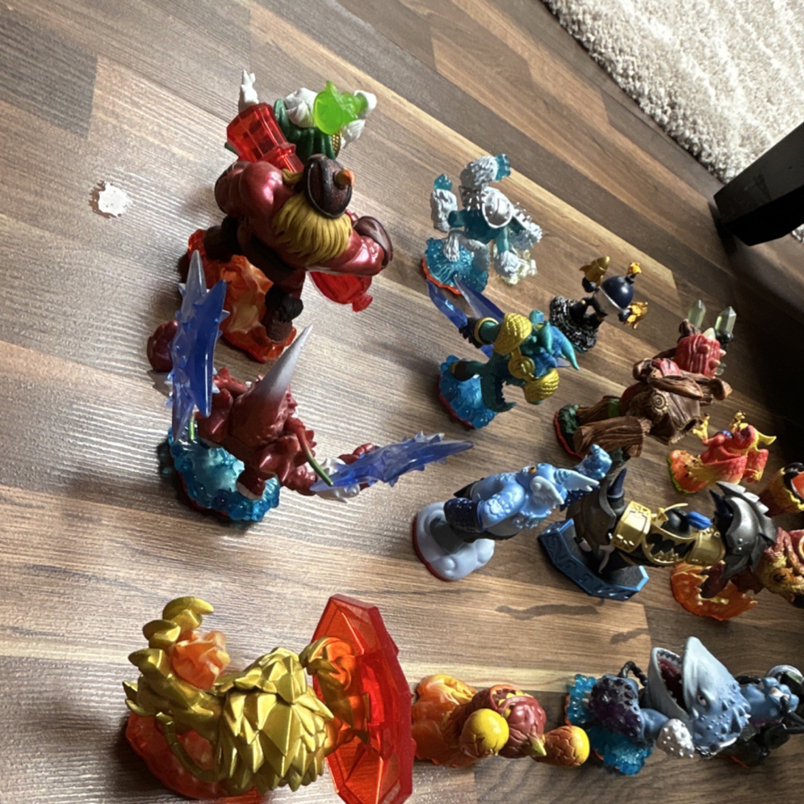 Activision Skylanders Giants Character Figure Pack Lot of 16- Trigger Happy