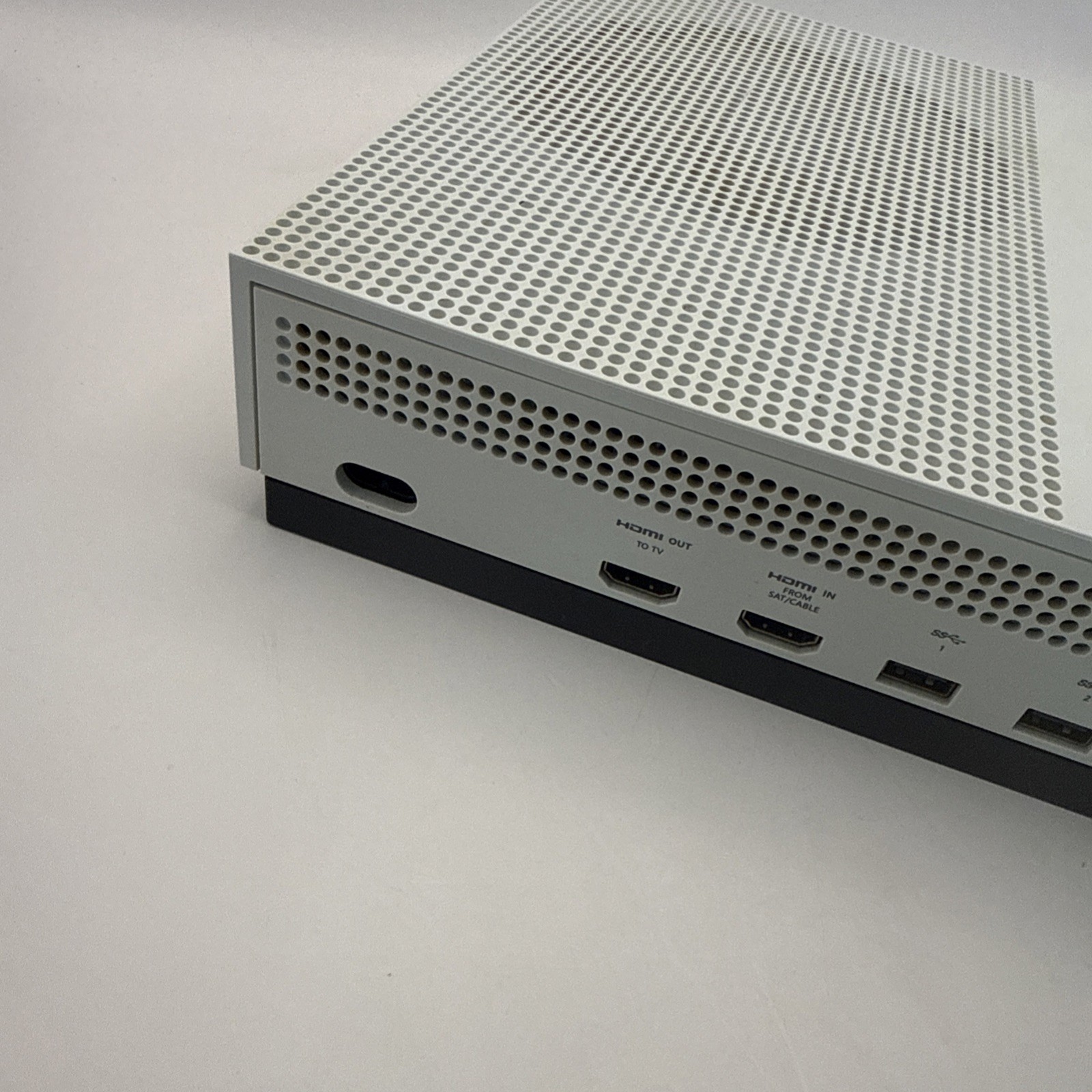 Microsoft Xbox One S Model 1681 Console White For Parts or Repair READ