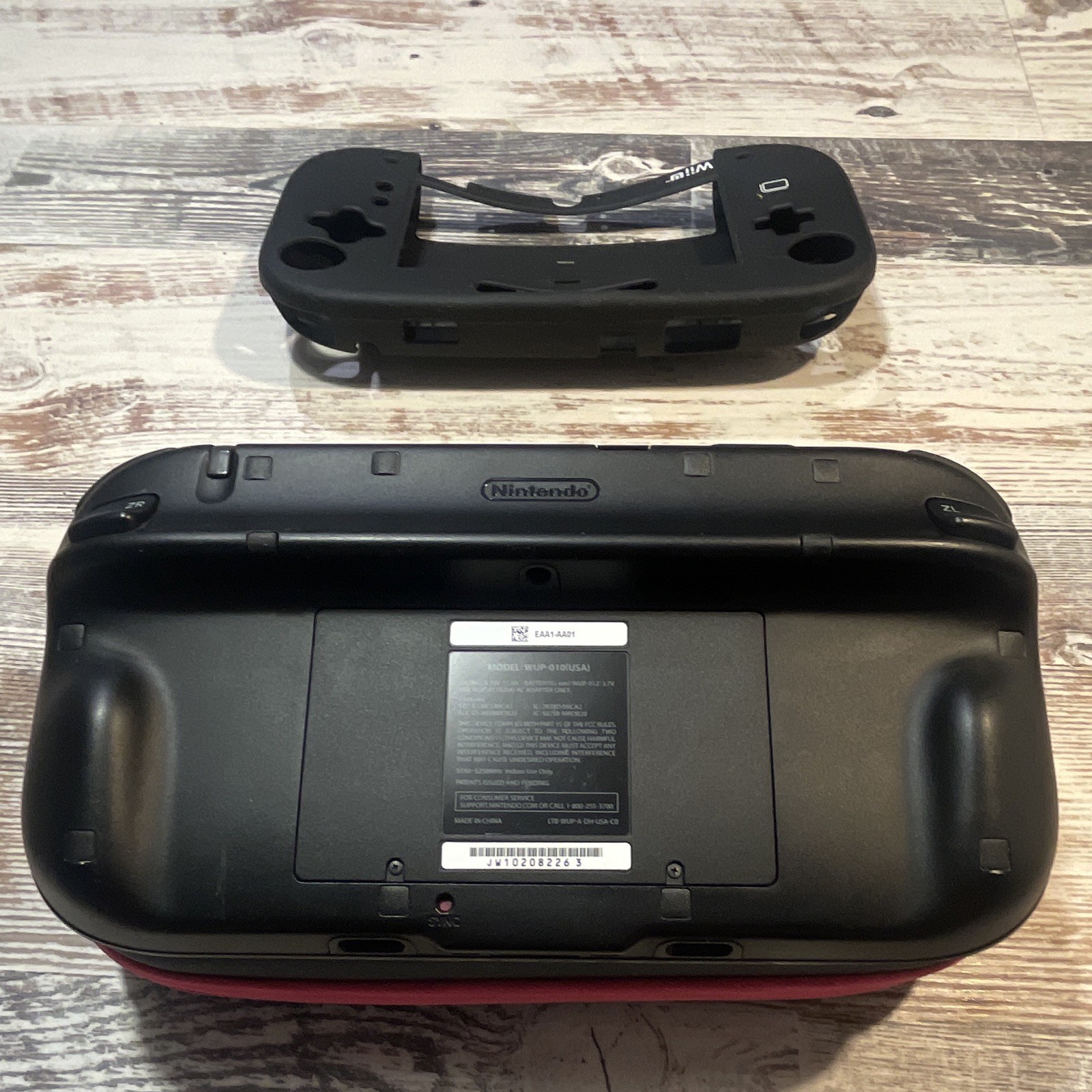 Nintendo Wii U GamePad WUP-010(USA) Wireless Touchpad Black/Gold w Case.