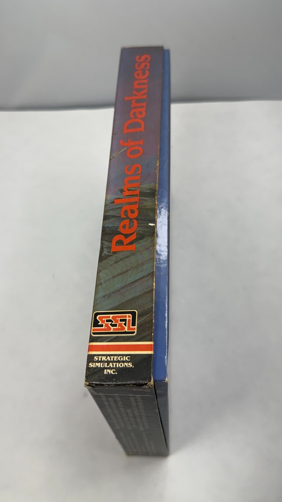 Realms of Darkness 1987 Apple II Complete CIB Game Floppy Disks Maps Untested
