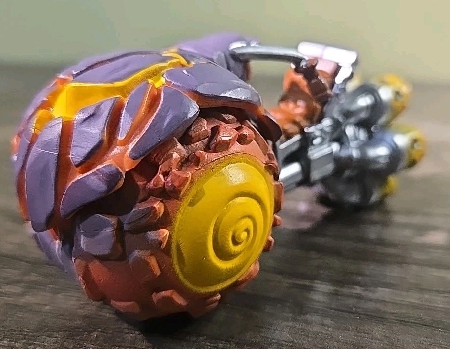 BURN CYCLE FIRE ELEMENT VEHICLE SKYLANDERS SUPERCHARGERS. Activision. Chopper