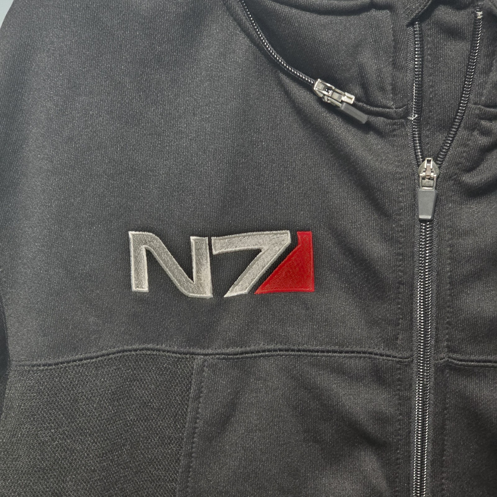 Mass Effect N7 Zippered Jacket Medium – Vintage BioWare Hoodie (No Hood)