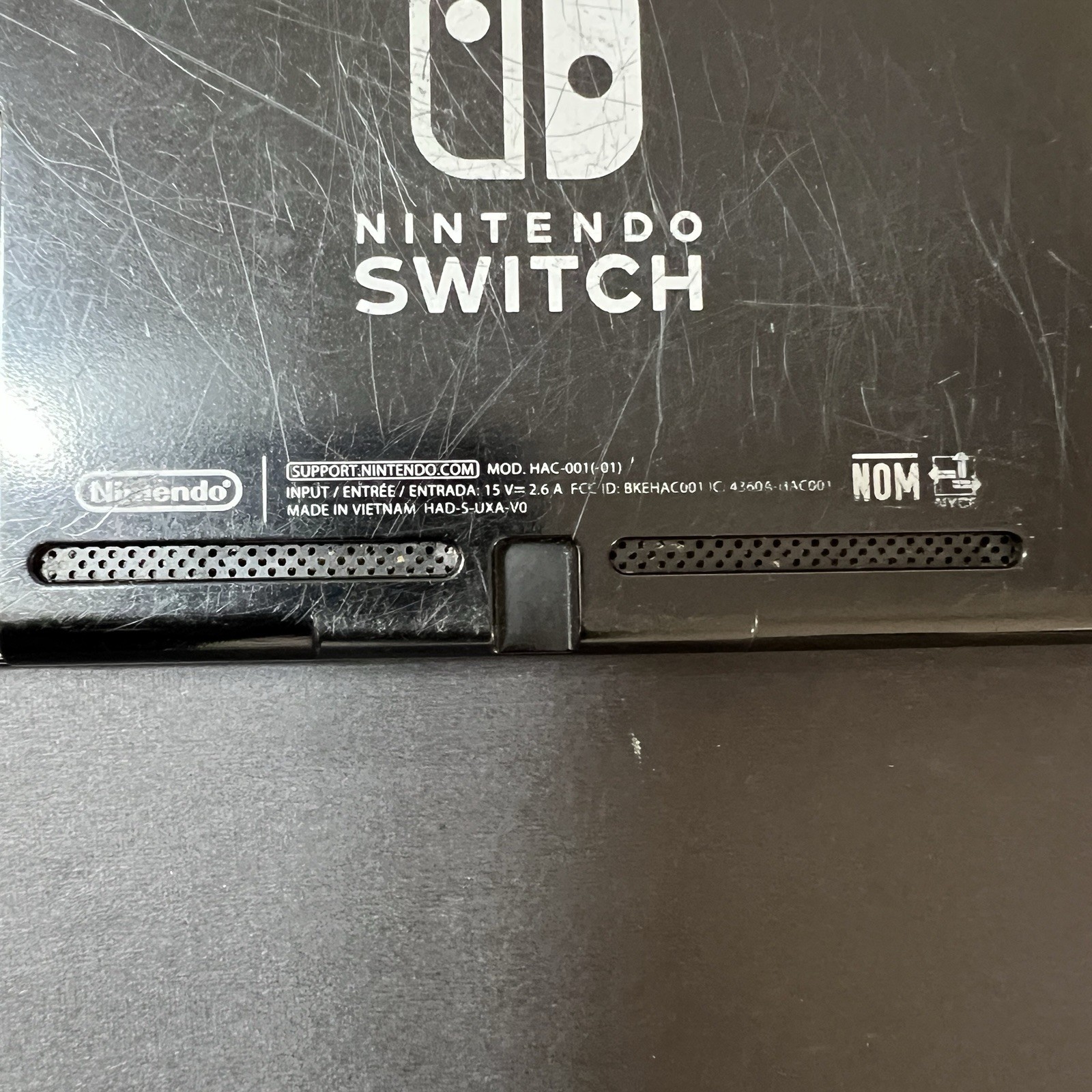 Nintendo Switch V2 Console (HAC-001-01) Bundle 3 games Docking Station Mario Str