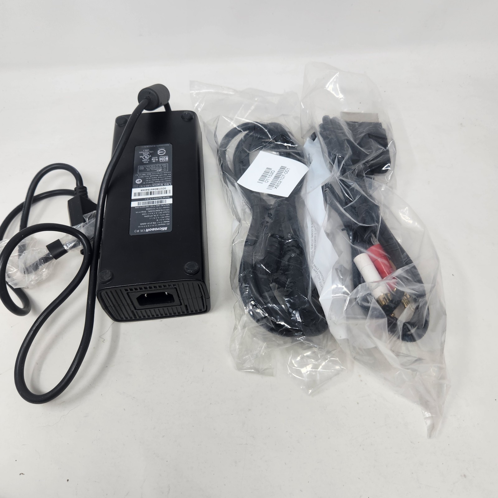 Xbox 360 S Slim 250gb CIB Complete Black Console NTSC-U/C Box Numbers Matching