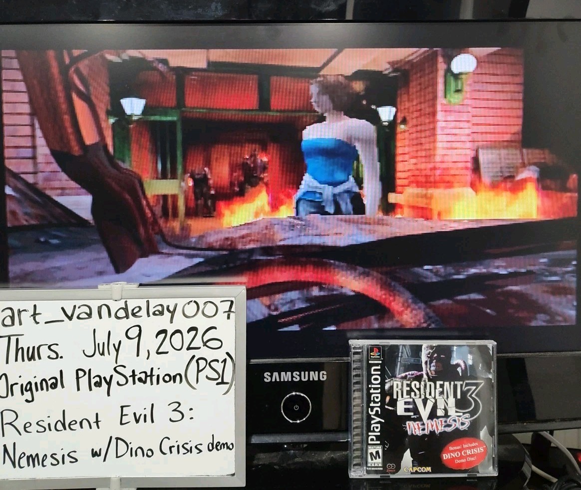 Resident Evil 3: Nemesis (PlayStation 1 PS1, 1999) CIB w/ Demo + Case Protector
