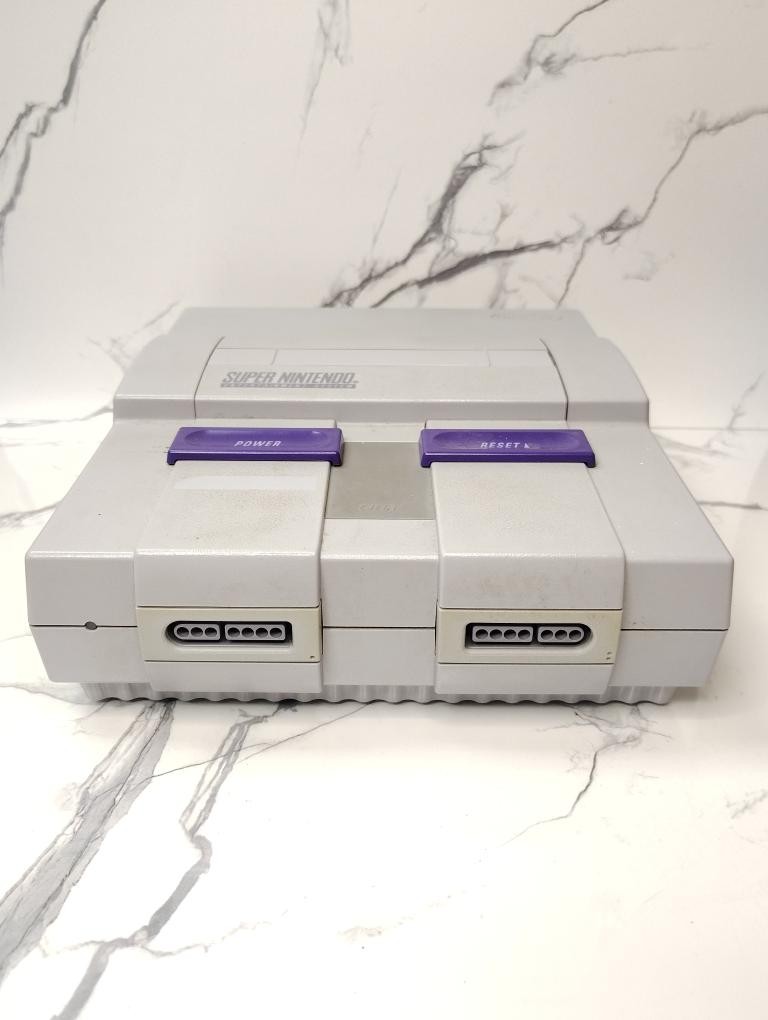 Super Nintendo Entertainment System SNES Console, Controller & Games (SB1128496)