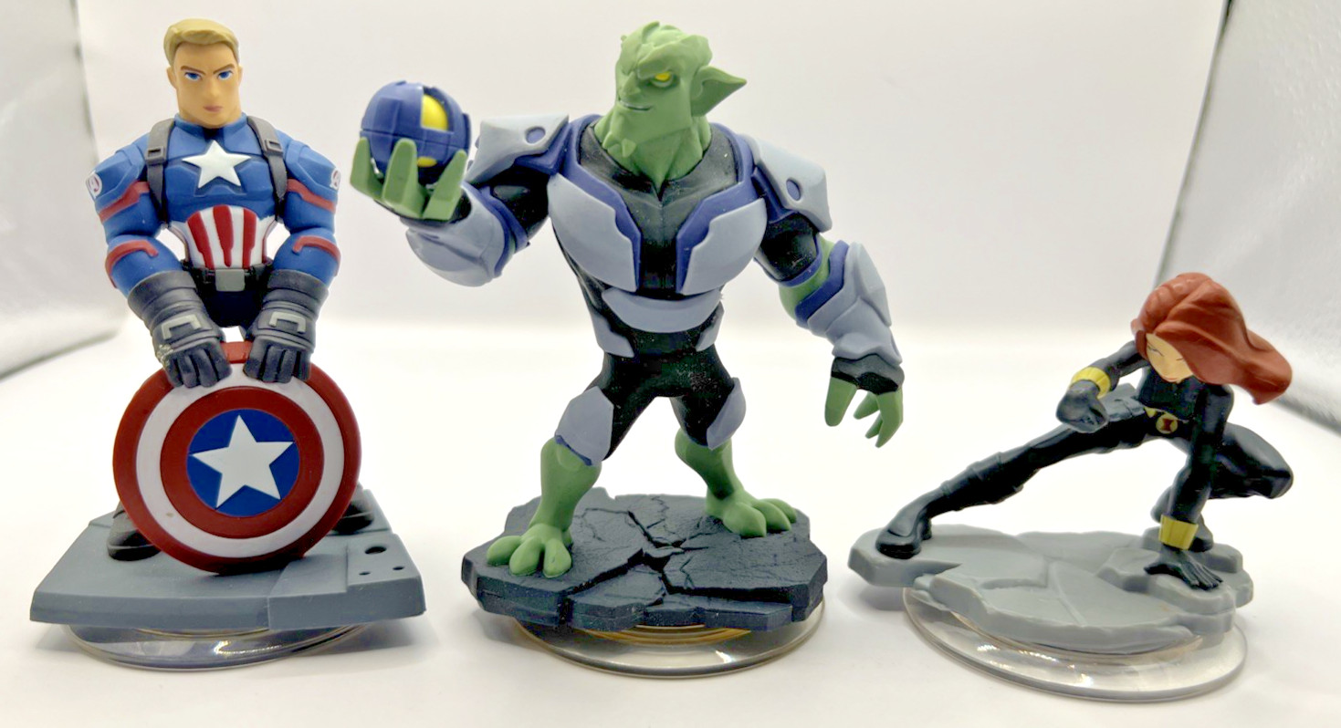 Disney Infinity lot of 50 figs & Pieces Star Wars Aladdin Cars Nemo venom Etc