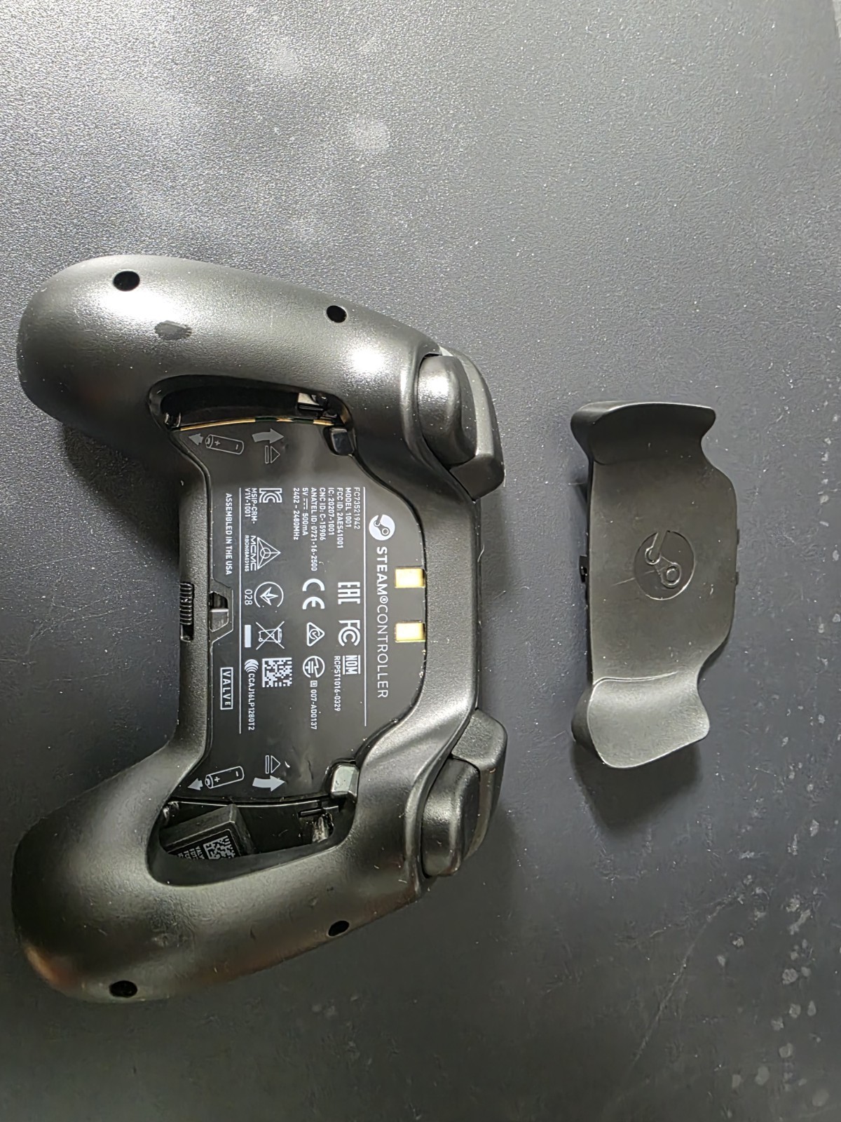 Steam Controller in Excellent Condition With Dongle. Tested. Works!