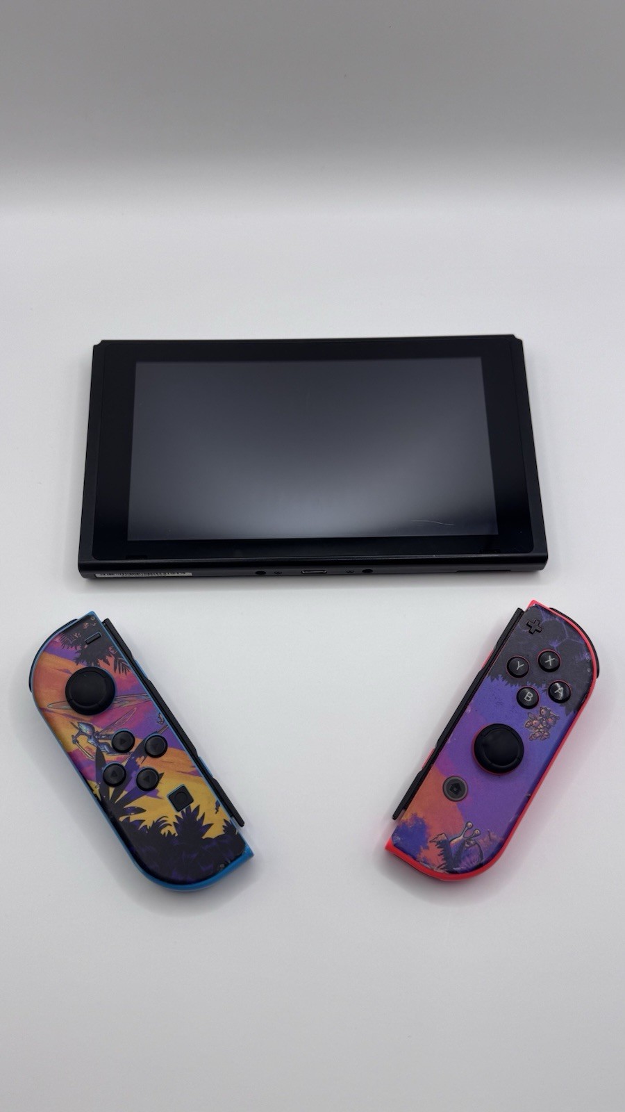 Nintendo Switch Console w/ Joy-Con, 32GB Wi-Fi USB-C 720p Multicolor 2019