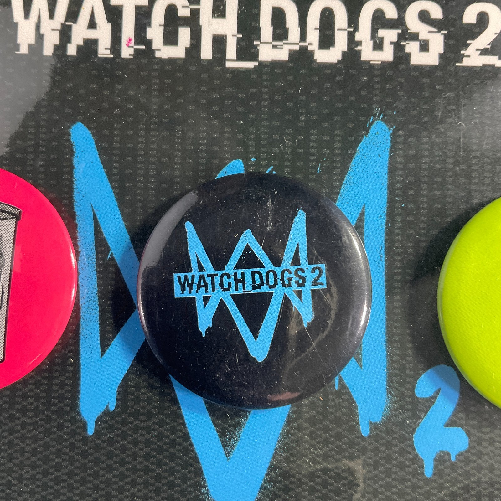 WATCH DOGS 2 GameStop Video Game Retailer Promo 3 Pin Set 2016 Sealed