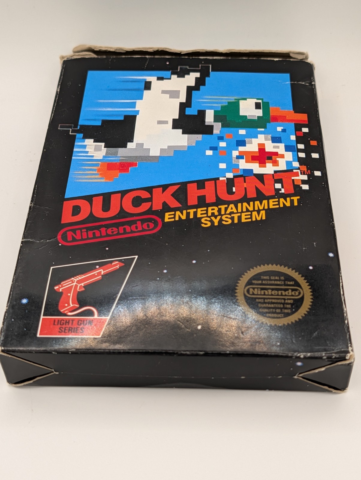 Duck Hunt – Nintendo NES, Complete In Box, 5 Screw, Hang Tab, OEM Mint Cartridge