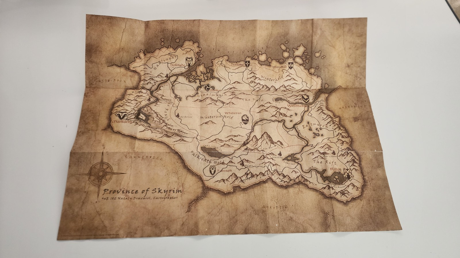 2011 The Elder Scrolls V: Province of Skyrim Canvas Poster Map Only Sz 21″ x 16″