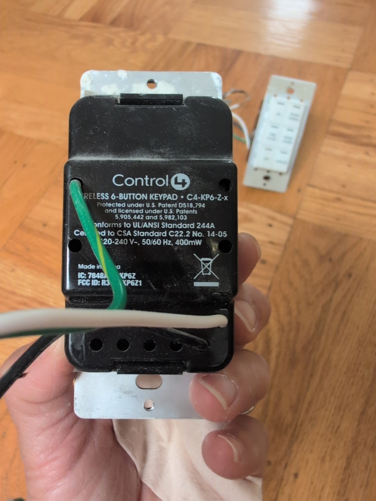 Used CONTROL 4 Wireless 6 Button Keypad  C4-KP6-Z-x