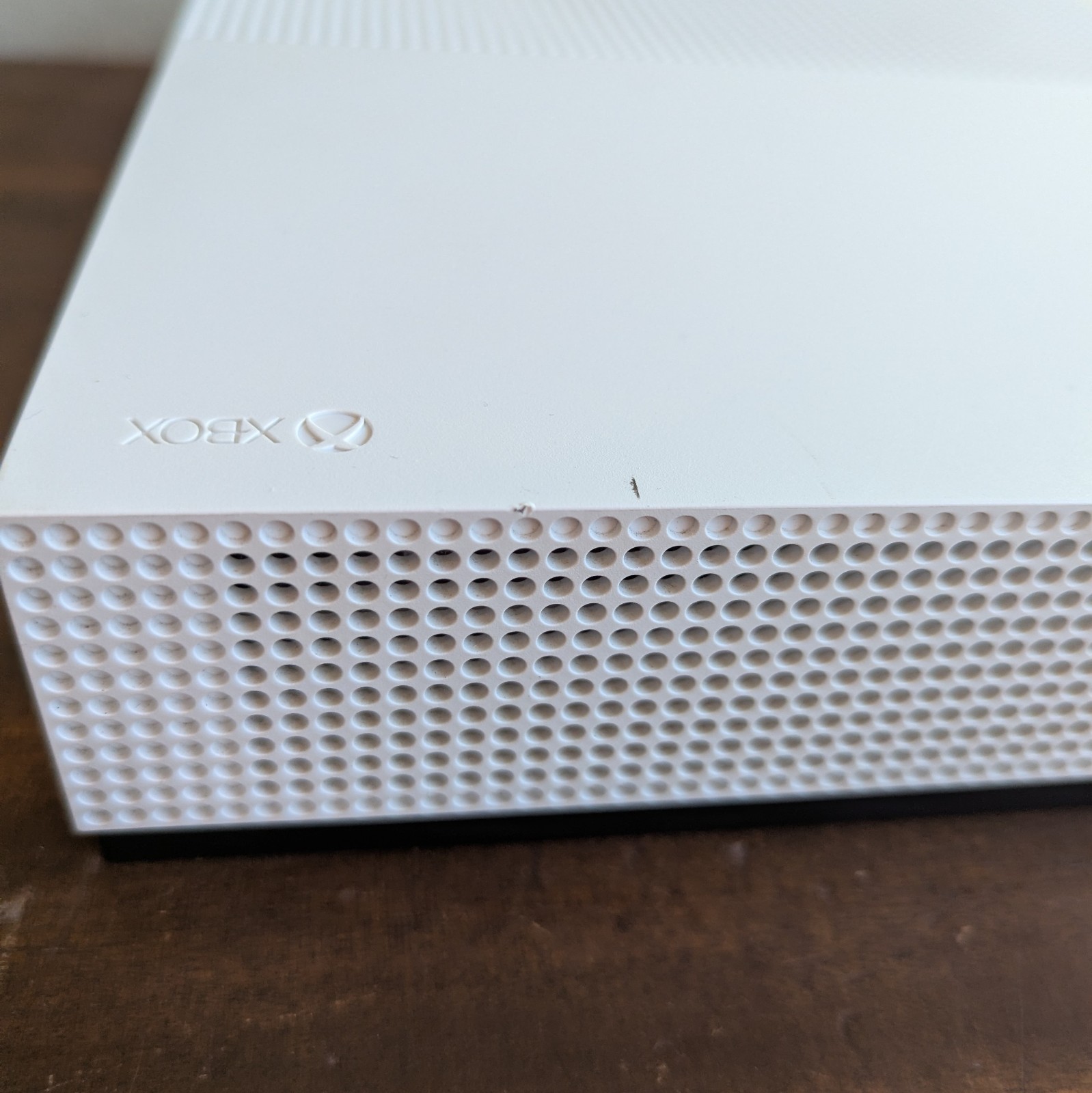 Microsoft Xbox One S 1TB White Gaming Console with Cords & Wireless Controller