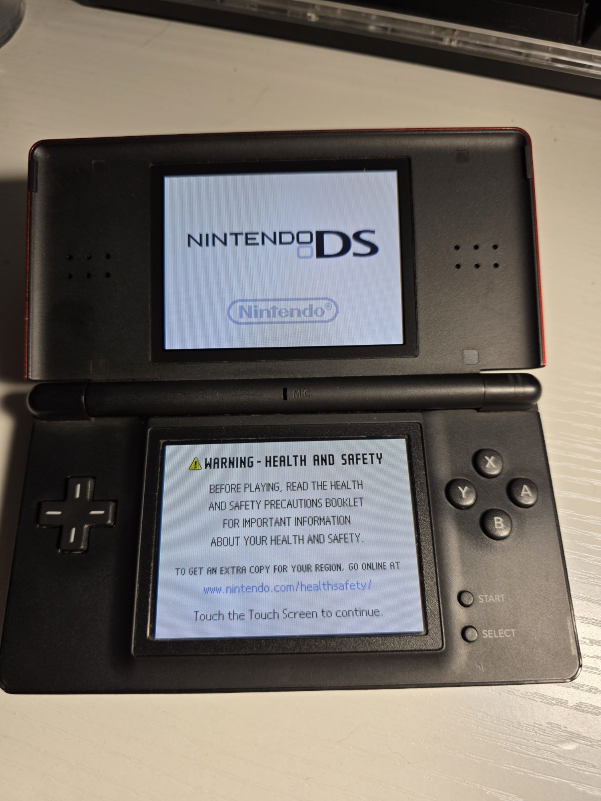Nintendo DS Lite Metallic Red/Black USG-001: W/ OEM Charger + pen Supports GBA