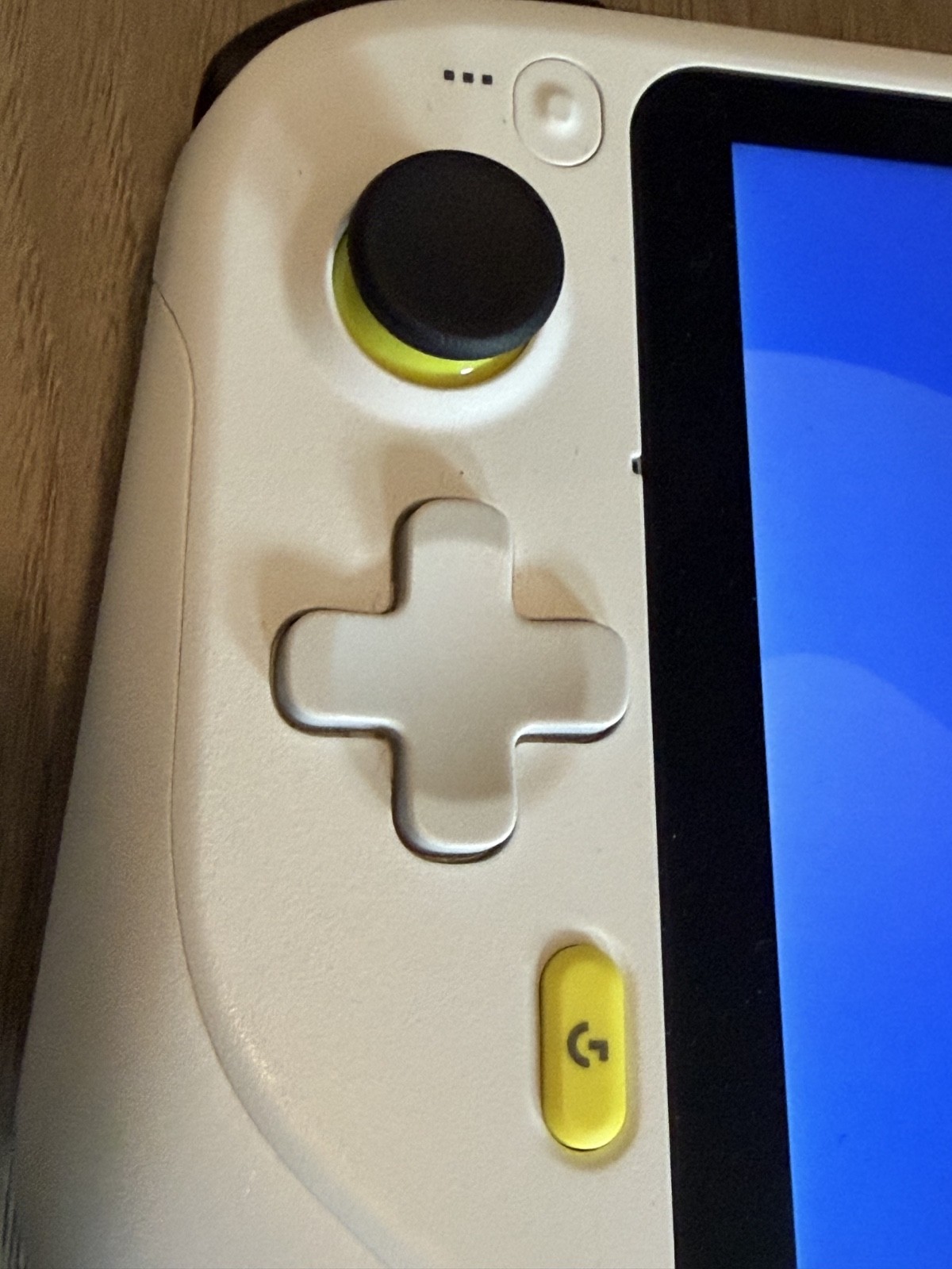 Logitech G Cloud Gaming Handheld Console White – w/Official Case