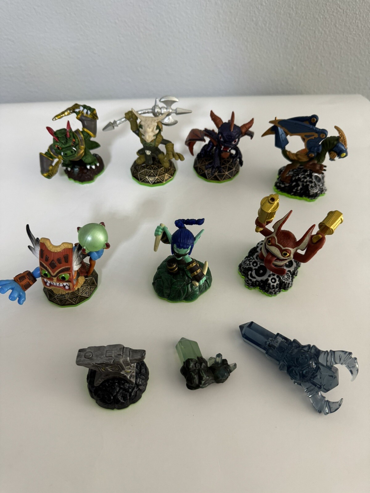 Activision Lot of 9 Green Base Skylander Figures 2011 Video Game Toys
