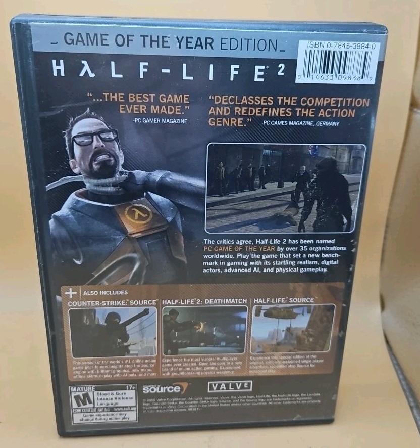 Half-Life 2: Game of the Year Edition PC Complete 4 Disc Key Valve