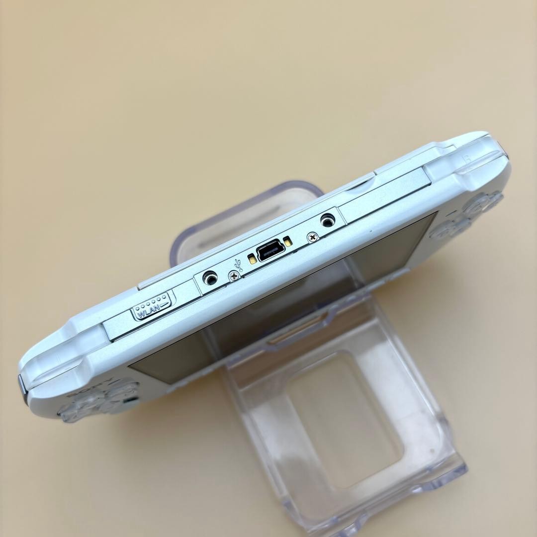 Excellent Sony PSP 3000 Pearl White Tested