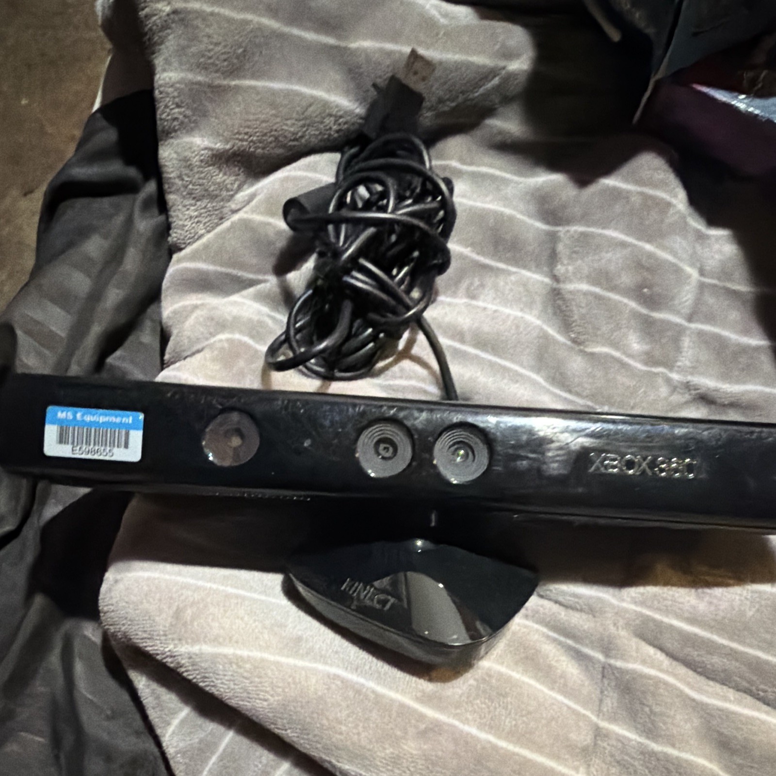 Xbox 360 Kinect Motion Sensor Black Wired w/ Stand X859999-001 prototype