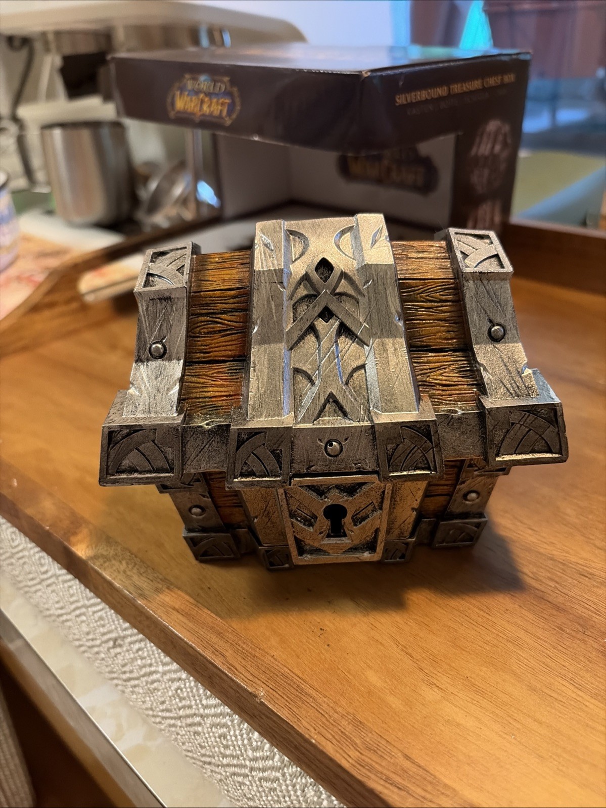 World of Warcraft Silverbound Treasure Chest Box with Key
