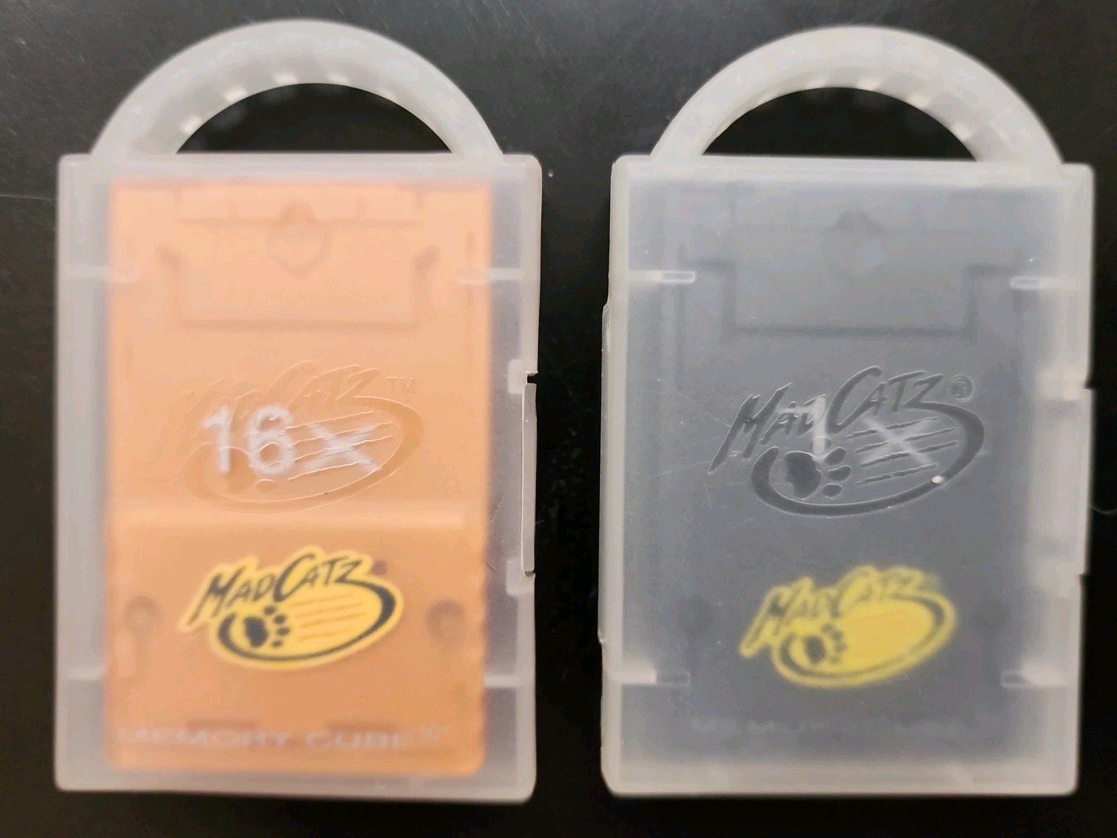 Gamecube Memory Cards – Orange 16x and Gray 1x Mad Catz Cube