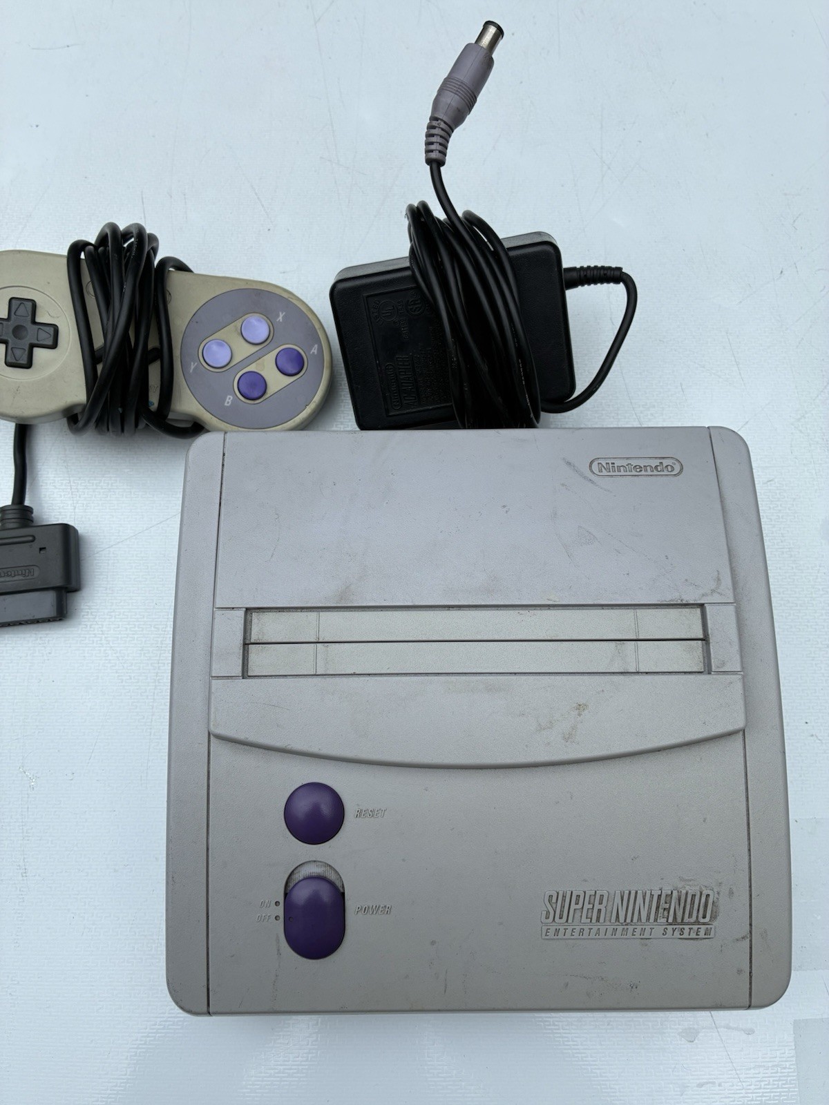 Super Nintendo Junior SNES Jr SNS-101 Console