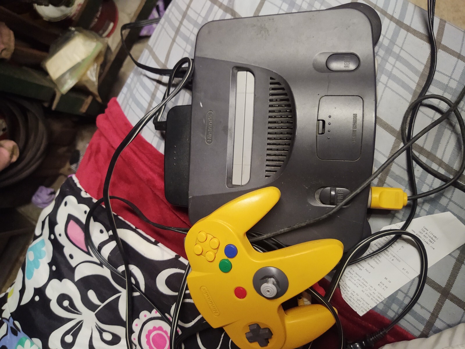 Nintendo 64 N64 Original System Console With Original Controller & Cords!