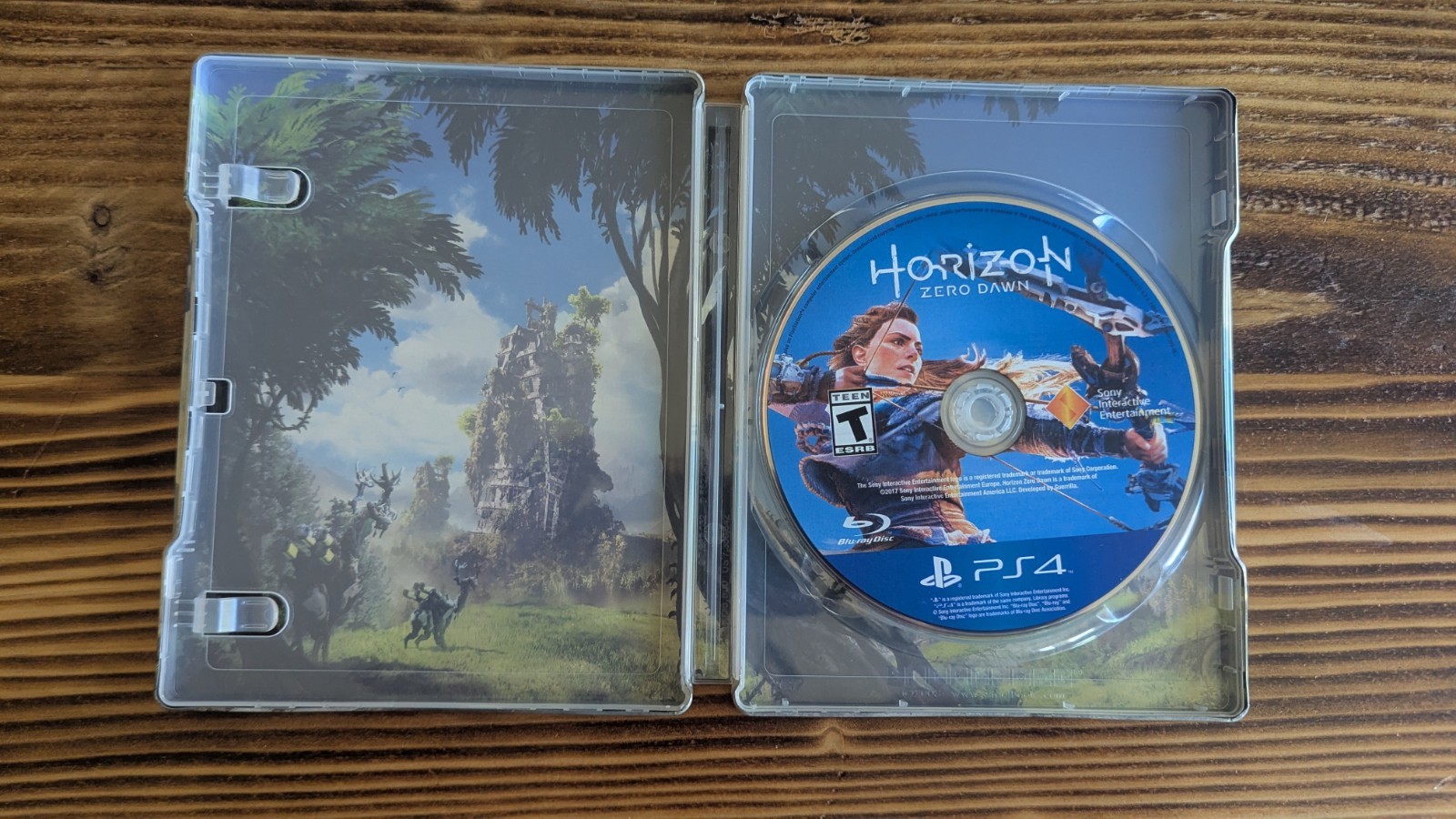 Horizon Zero Dawn Game and Collectors Steel Book Case (PS4)