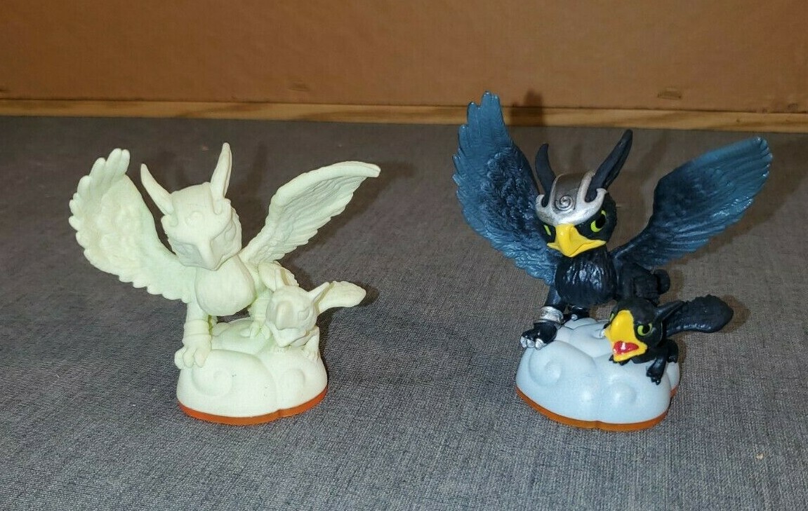 2 different Skylanders Giants 84504888 Sonic Boom Video Game Figure Activision