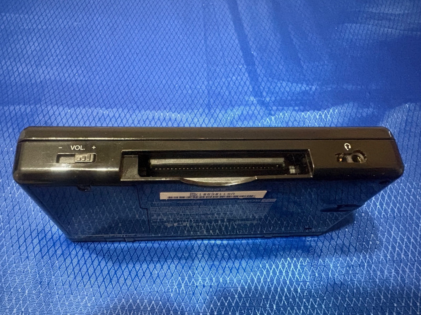 Nintendo DS Lite Handheld System – Onyx Black parts or repair