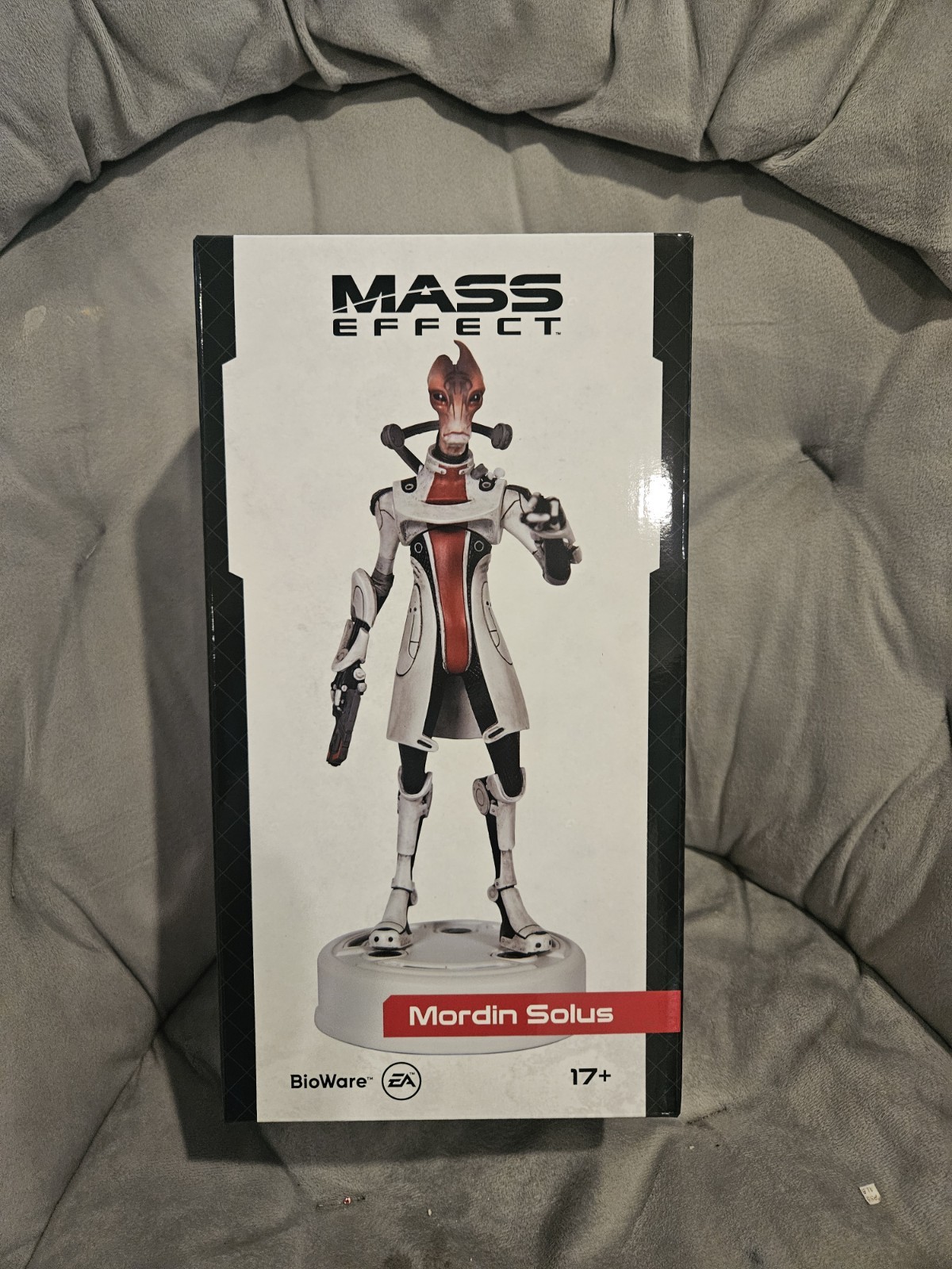 Brand New Official BIOWARE Mass Effect Mordin Solus Statue 8″ Limited Edition