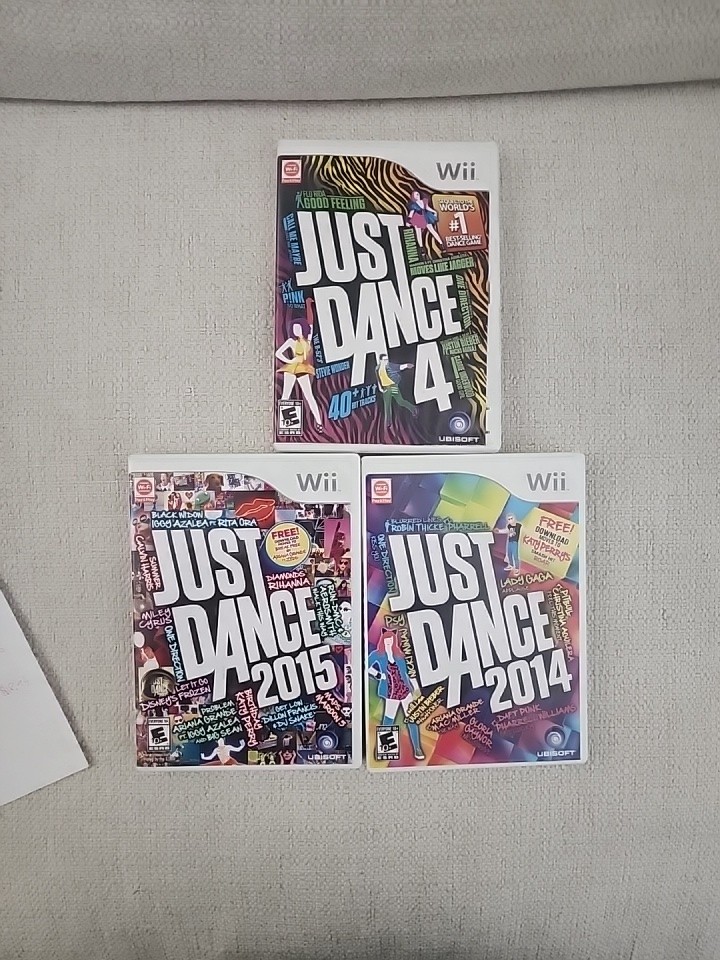 Just Dance 4, 2014, 2015 Nintendo Wii With Books/Cases. 3 Game Lot