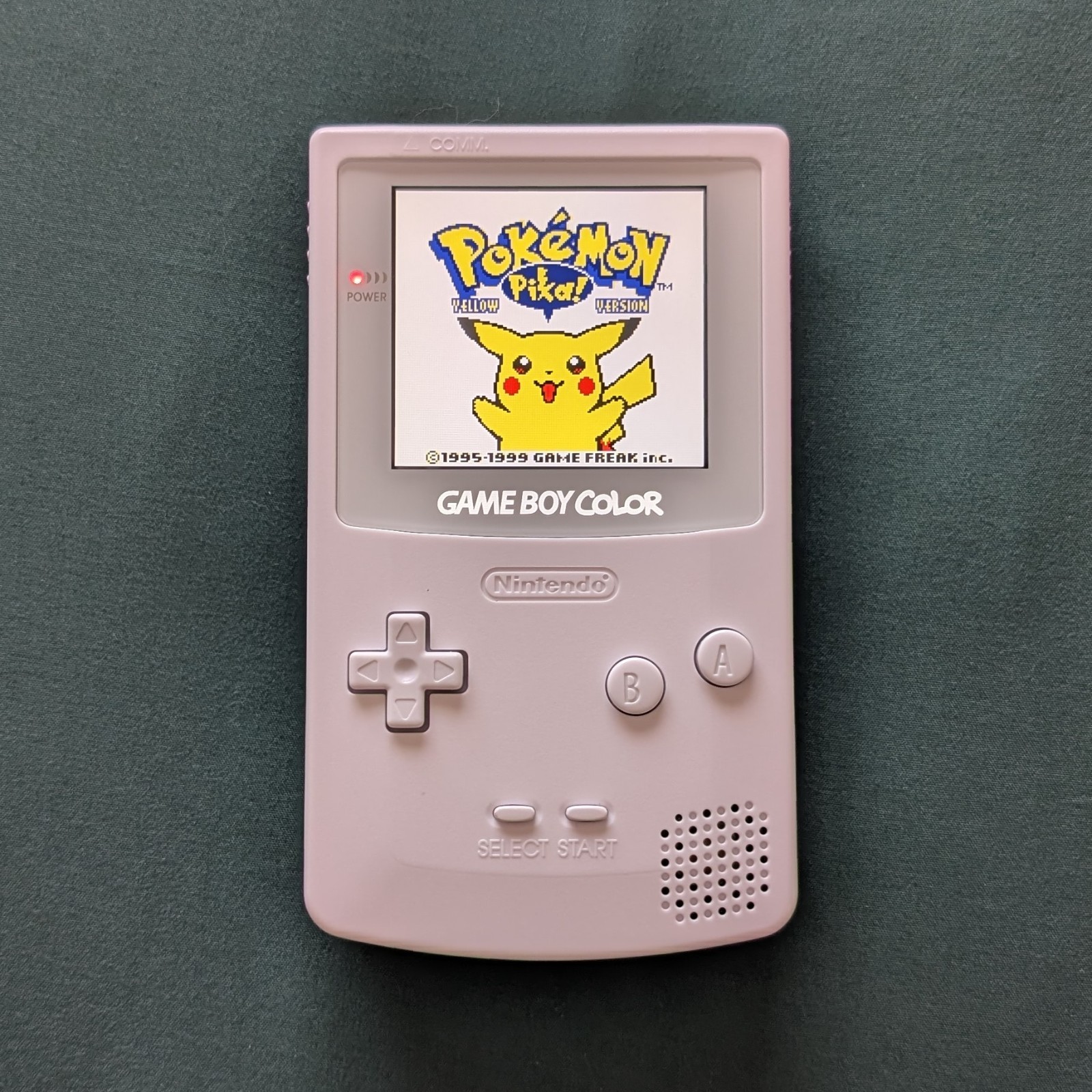 Game Boy Color w/ Laminated Retro Pixel 2.0 Q5 IPS Funnyplaying Reshell Recapped