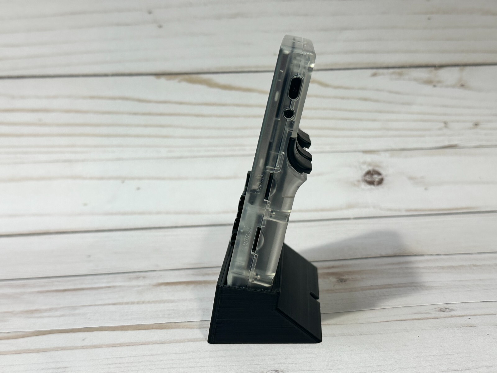 Anbernic RG35XX Charging Dock Display Stand – 3D Printed