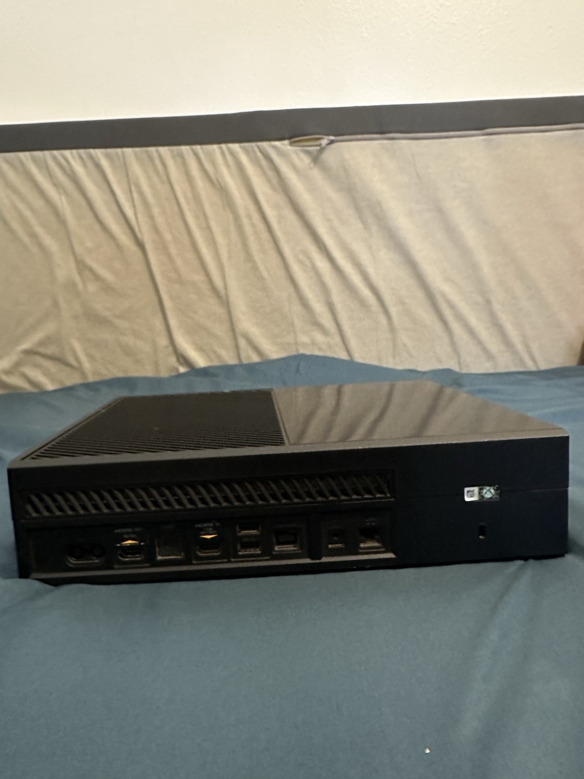 Microsoft Xbox One 500GB Black Console 1080p Blu-Ray Compatible MPN 1540