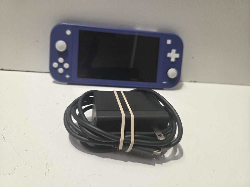 NINTENDO SWITCH LITE HANDHELD – HDH-001 (P22019168)