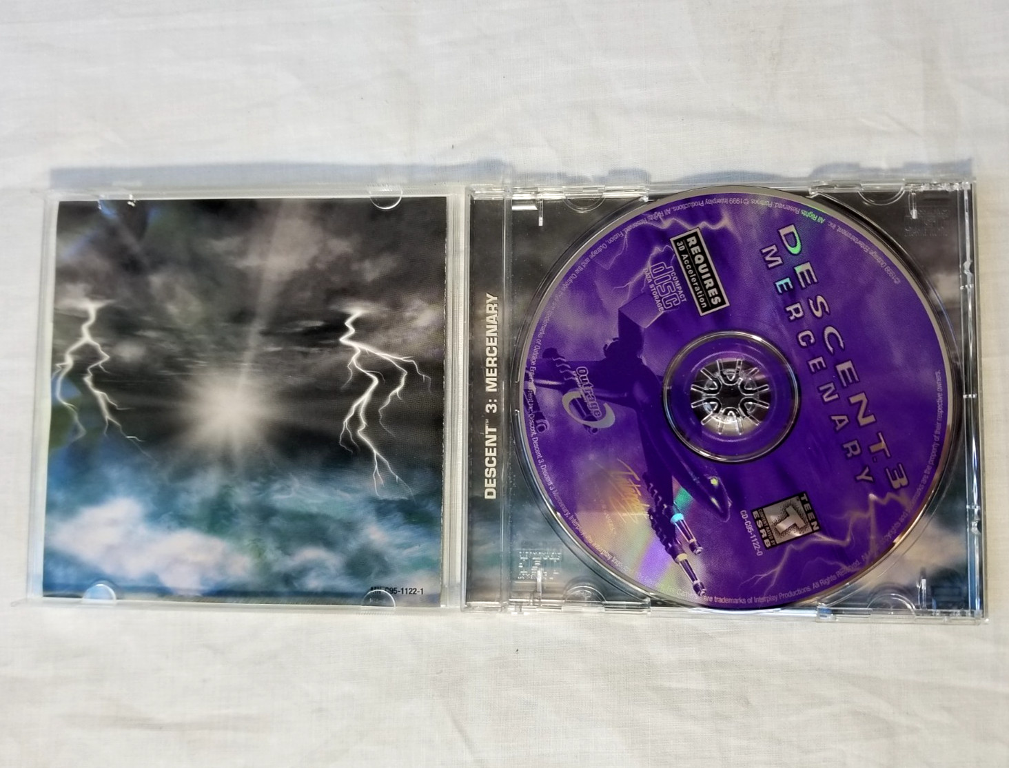 Descent I and II CD-Rom & 3 Pilots Manual + Mercenary Expansion Disc PC Windows