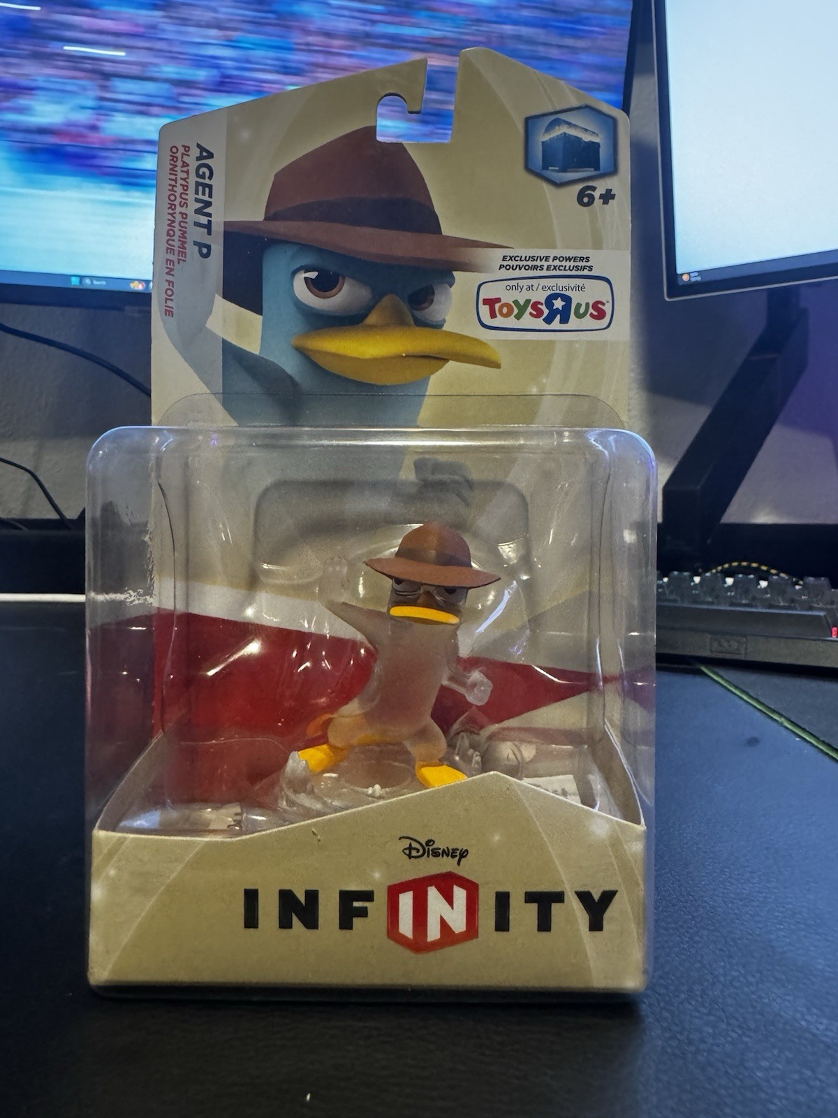 Disney Infinity Crystal Agent P Toys R Us Exclusive