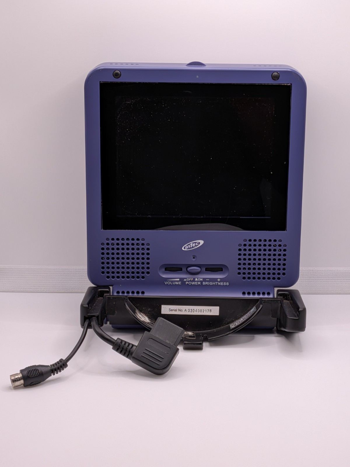 Intec Indigo Portable 5” LCD Screen Attachment Nintendo GameCube – Untested