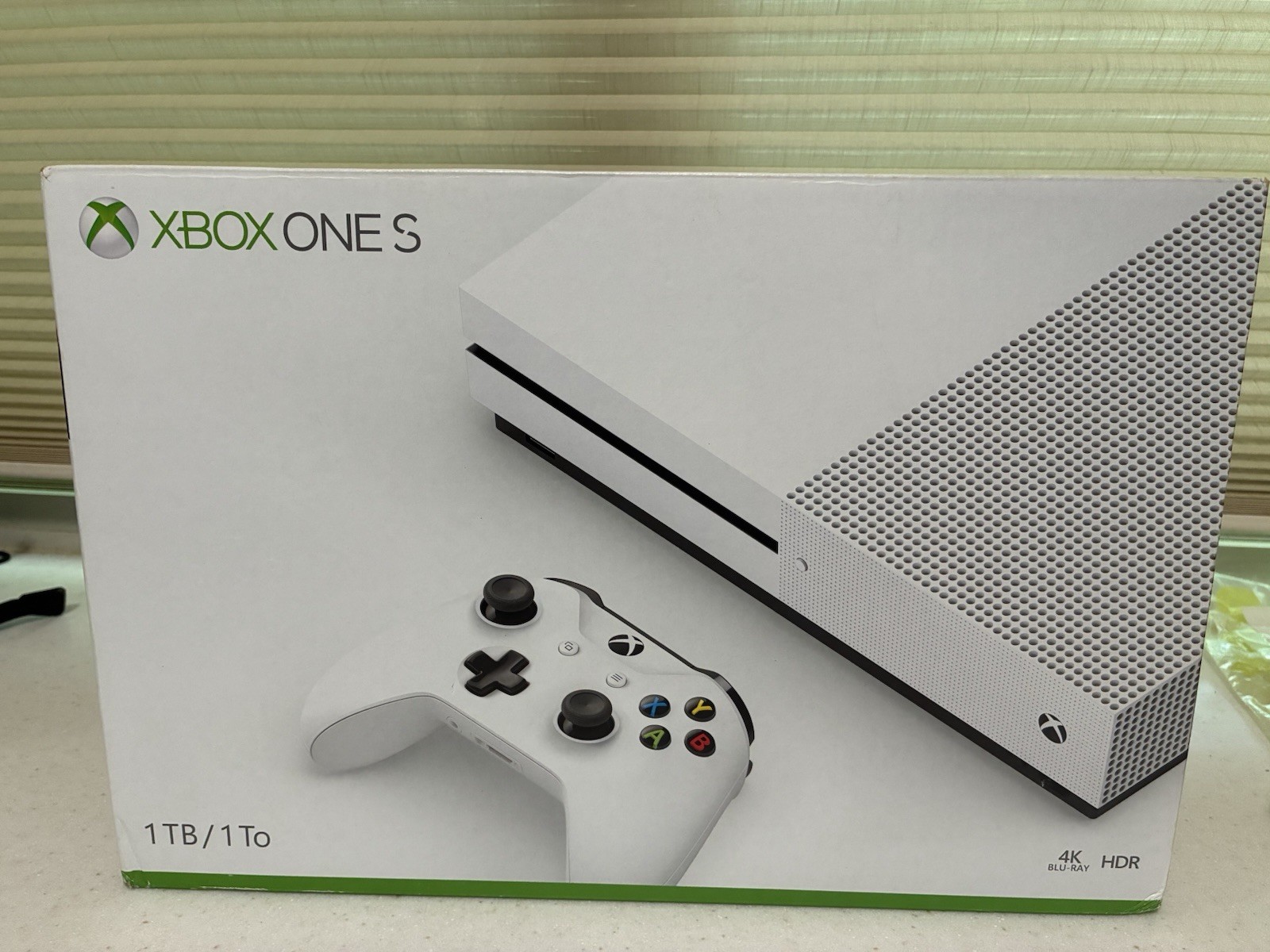 Xbox One S 1TB Console – White (XBS1TB) No Controller