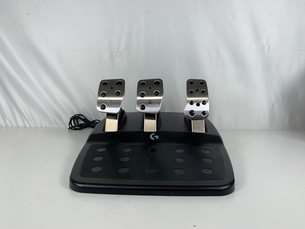 Logitech G923 Racing Wheel and Pedals – Black