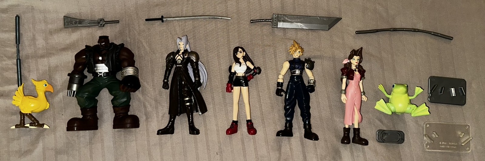 Bandai 1997 Final Fantasy 7 Action Figure Set Cloud, Sephiroth, Tifa, Aerith VGC
