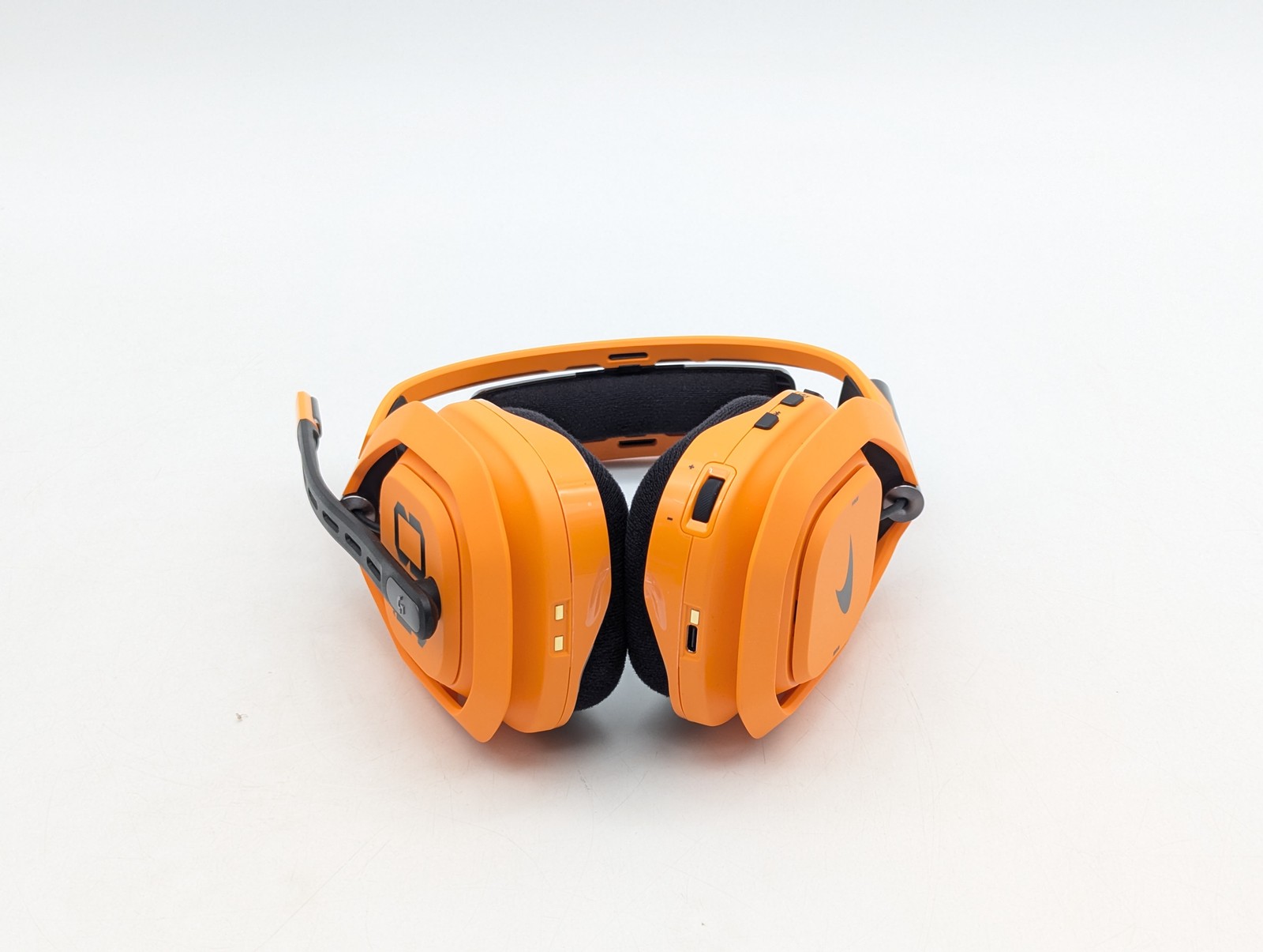Logitech Astro A50 X McLaren Edition Wireless Gaming Headset (939-002237)