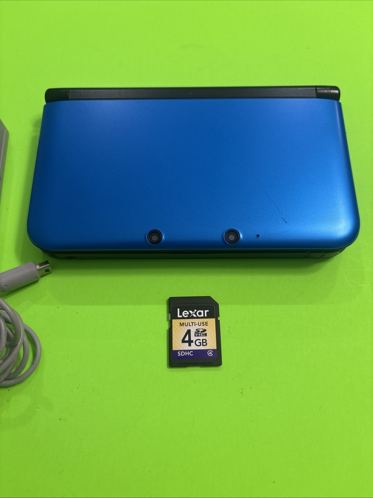 Official Nintendo 3DS XL Blue Tested Working Crack in D-Pad OEM Charger