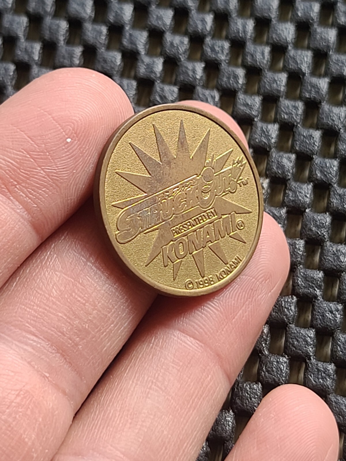 Konami Arcade coin token medal Muscle Ranking rare promo Baseball GBA retro SNES