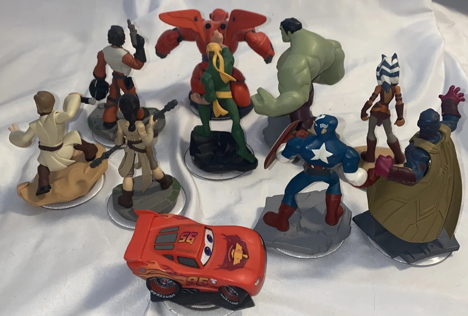 Lot Of 10 – Disney Infinity Marvel Avengers Hulk Captain America & Others