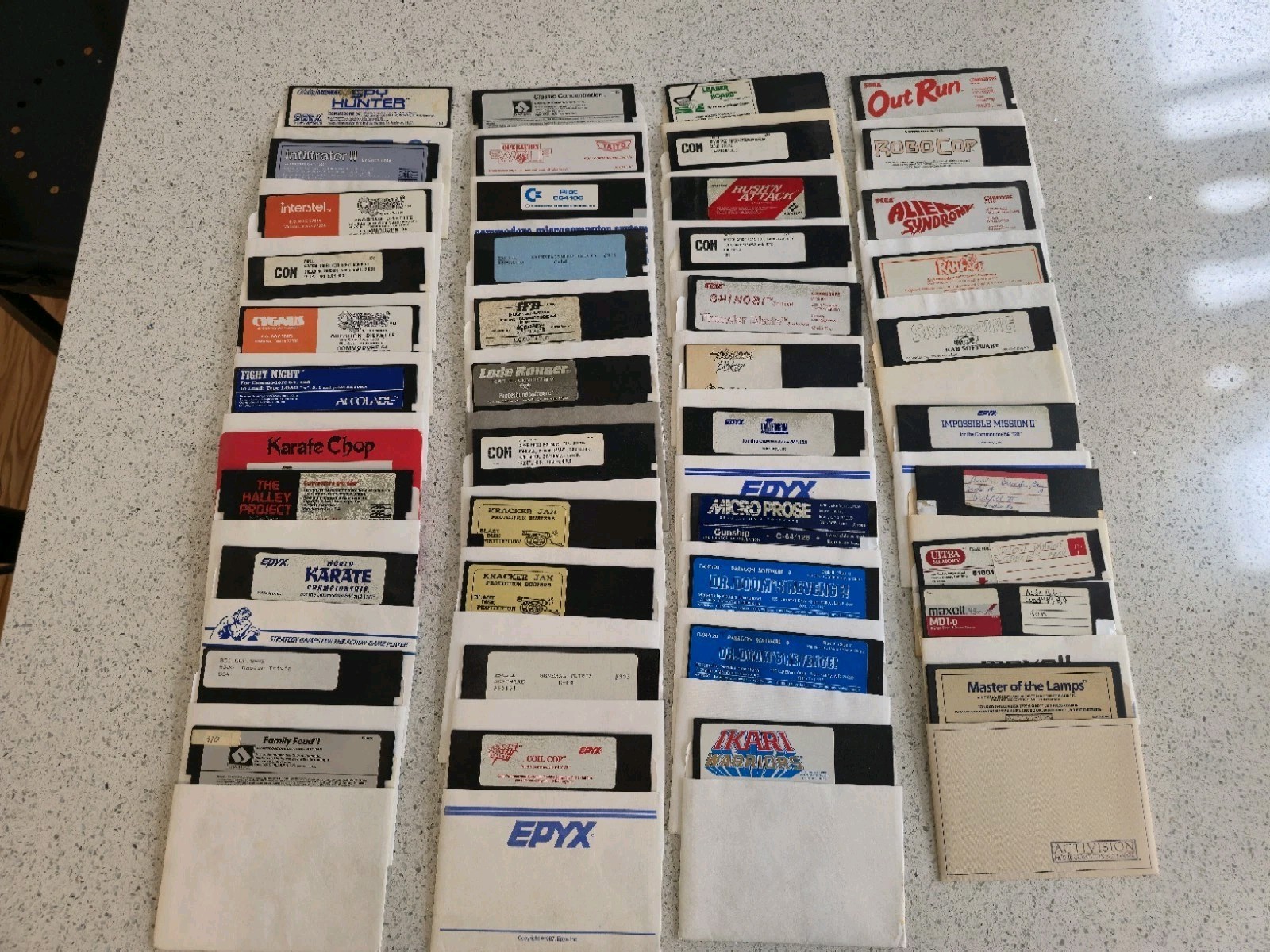 Commodore 64 Games | Bulk Lot | 5.25″ Disks | Qty 43 Disks | + Case 1980s 1990s